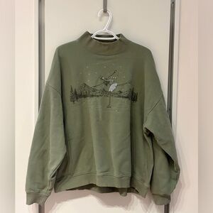 American Eagle | Graphic Mock Neck Sweatshirt